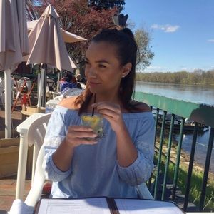 Meet your Posher, Megan